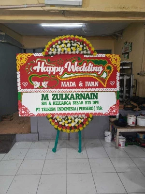 Papan Bunga di Kuwu Kradenan